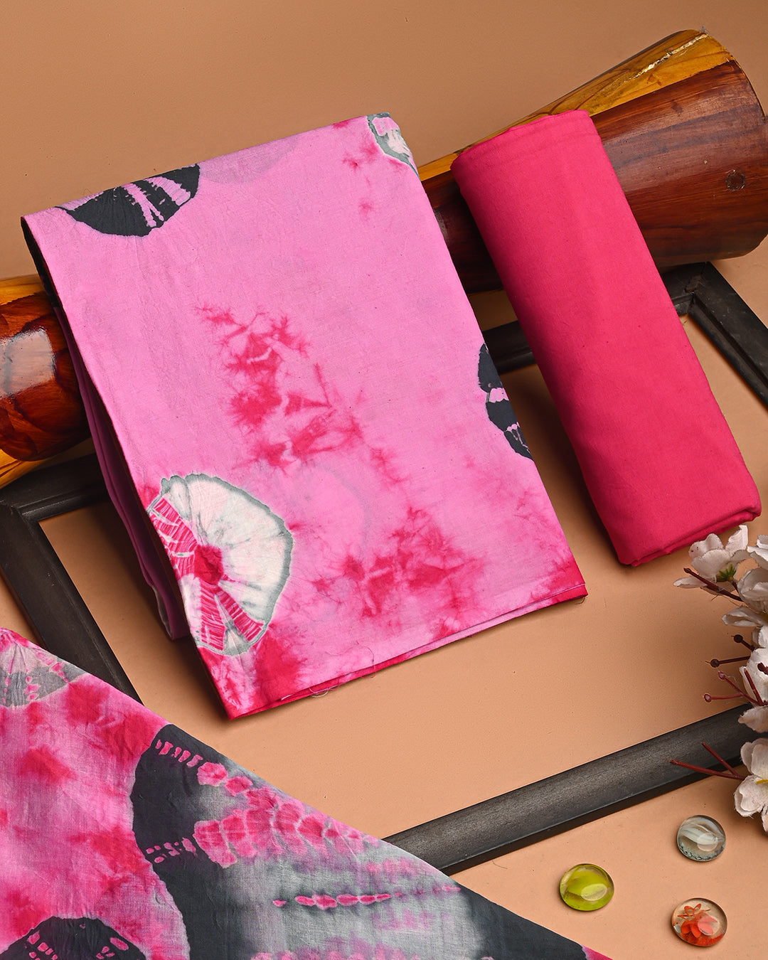 Premium Pink Tie and Dye Print Cotton Suit With Cotton Dupatta (BSCOTMU85)