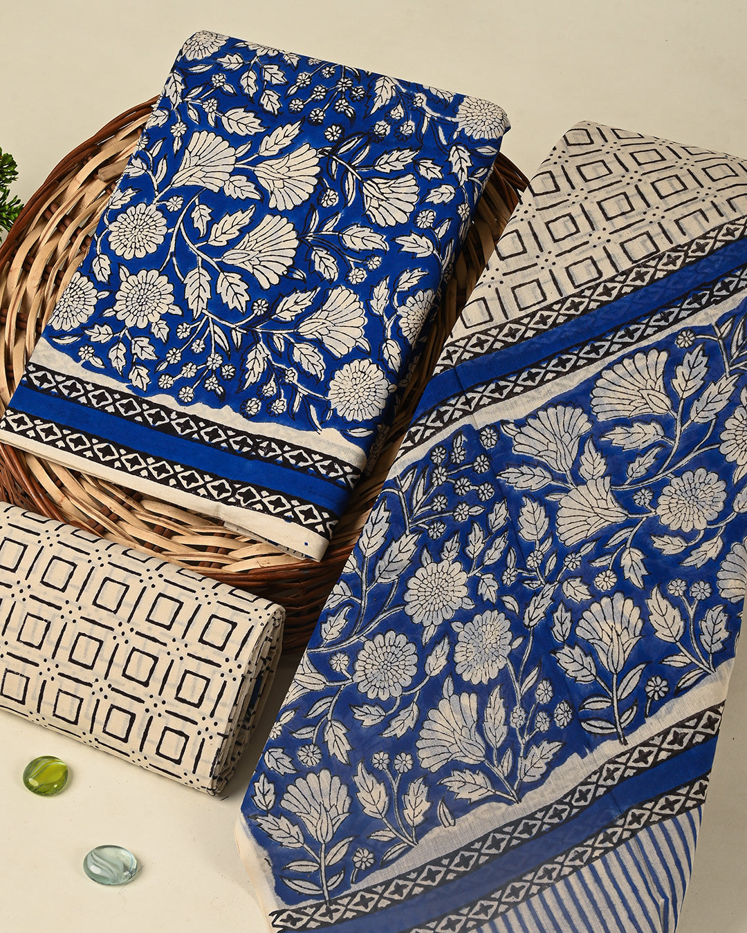 Traditional Sanganeri Printed Cotton Suit With Cotton Dupatta (BSCOTMU105)