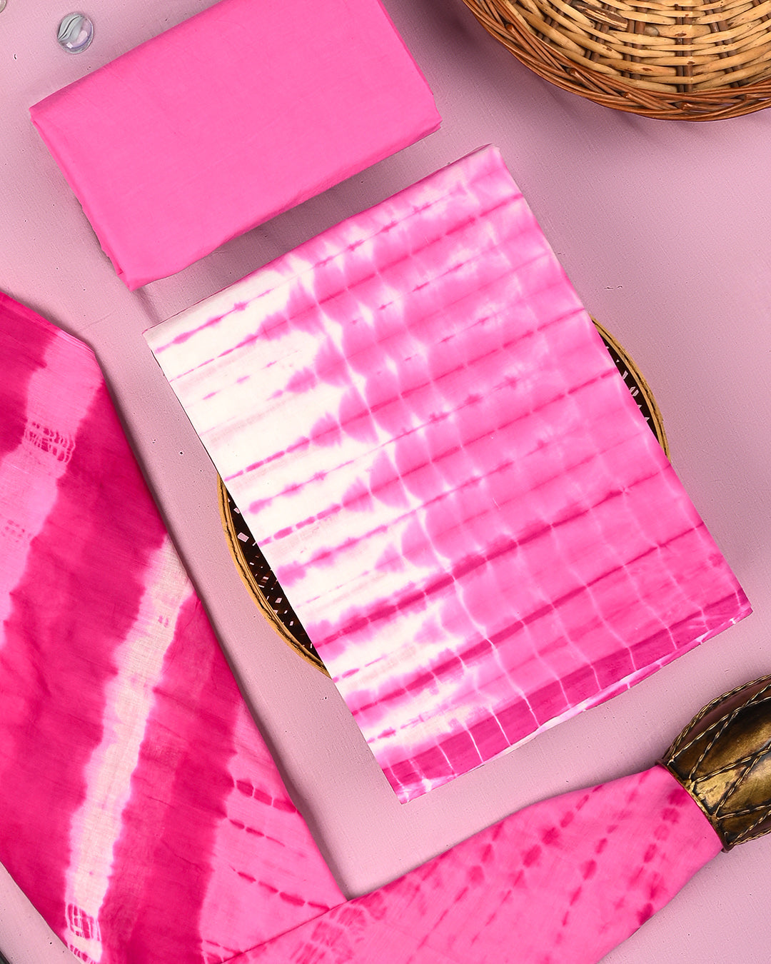 Traditional TIe and Dye Printed Cotton Suit With Cotton Dupatta (BSCOTMU35)