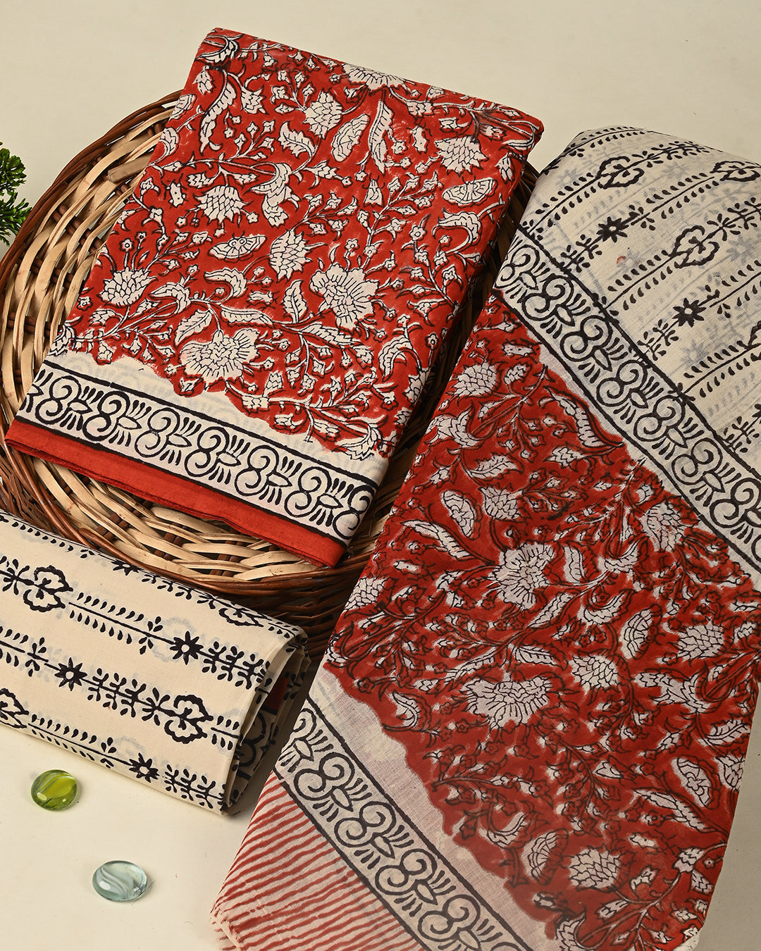 Premium Sanganeri Printed  Cotton Suit With Cotton Dupatta (BSCOTMU108)