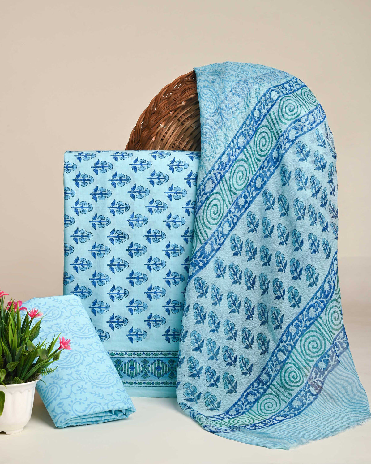 New Sanganeri Rapid Printed Cotton Suit With Chiffon Dupatta (CFCOTCH43)