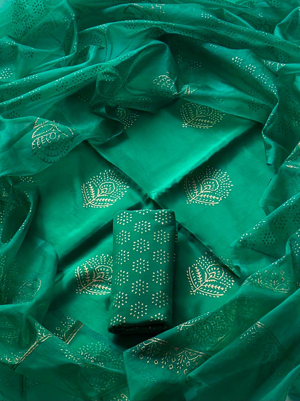 Premium Hand Block Gold Print Upada Silk Set with Organza Dupatta(BSUSCOD08)